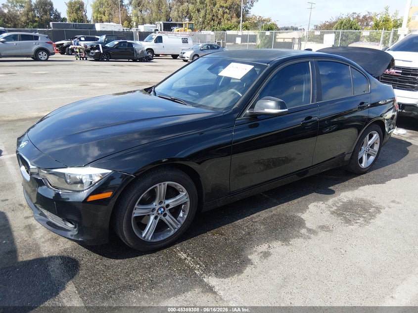 2013 BMW 328I auction photo 2