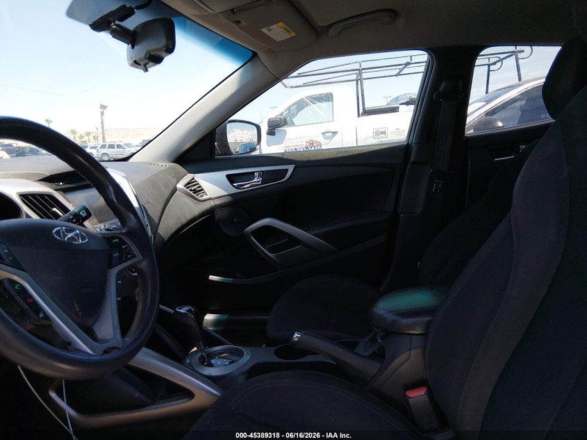 2014 HYUNDAI VELOSTER HATCHBACK 1.6L I-4 DI, DOHC, VVT, 132HP