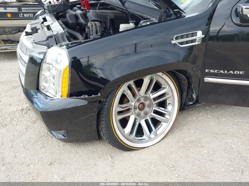 2014 CADILLAC ESCALADE SPORT UTILITY VEHICLE 6.2L V-8 VVT, 403HP