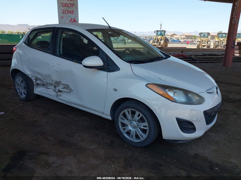 Vin: jm1de1ky2e0185218, lot: 45887429, mazda mazda2 sport 2014 img_1