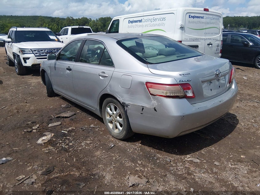 2011 TOYOTA CAMRY auction photo 3