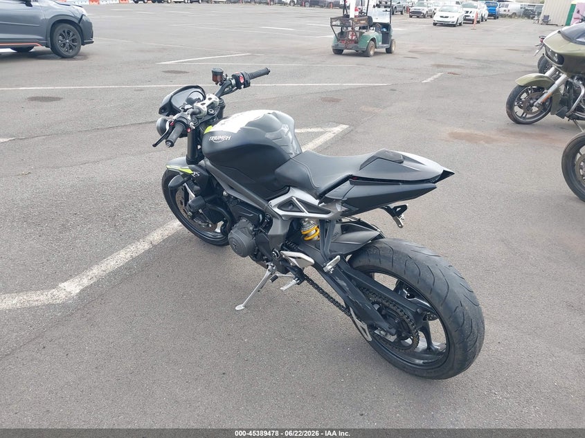 2020 TRIUMPH MOTORCYCLE STREET TRIPLE auction photo 3