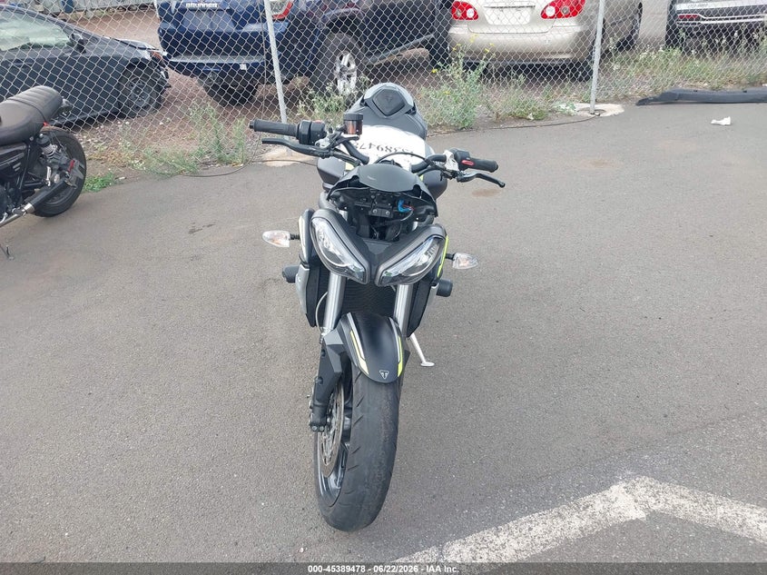 2020 TRIUMPH MOTORCYCLE STREET TRIPLE auction photo 5