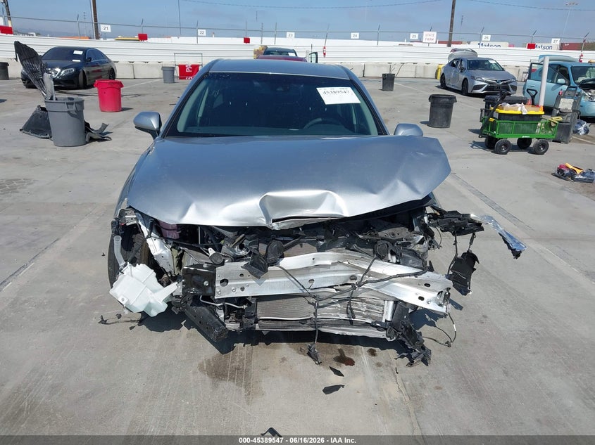 2018 TOYOTA CAMRY auction photo 6