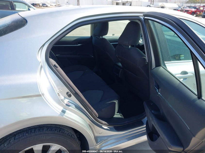 2018 TOYOTA CAMRY auction photo 8