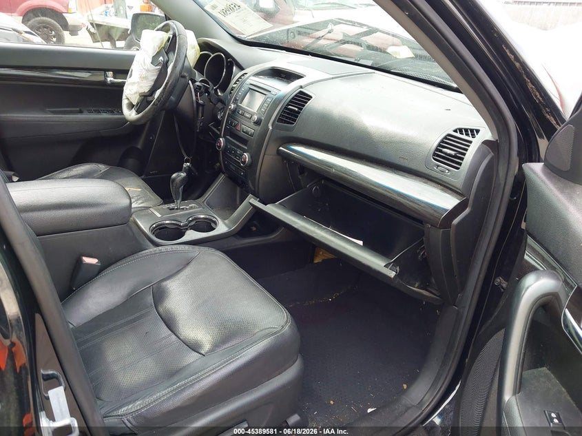 2012 KIA SORENTO auction photo 5