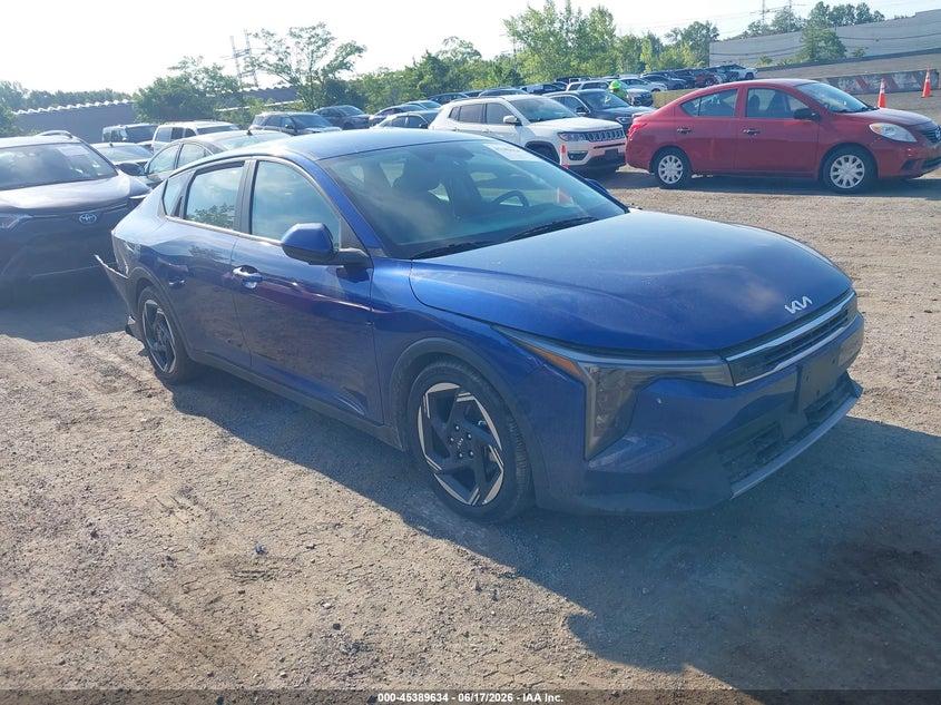 2025 KIA K4 — zdjęcie z aukcji