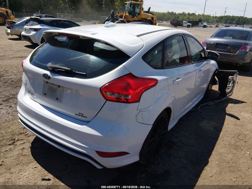 Vin: 1fadp3k20fl228574, lot: 45887766, ford focus se 20154
