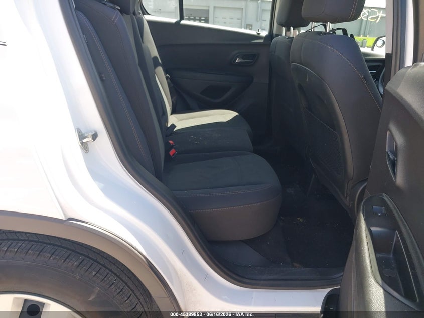 2018 CHEVROLET TRAX auction photo 8