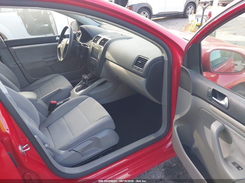 2009 VOLKSWAGEN RABBIT auction photo 5