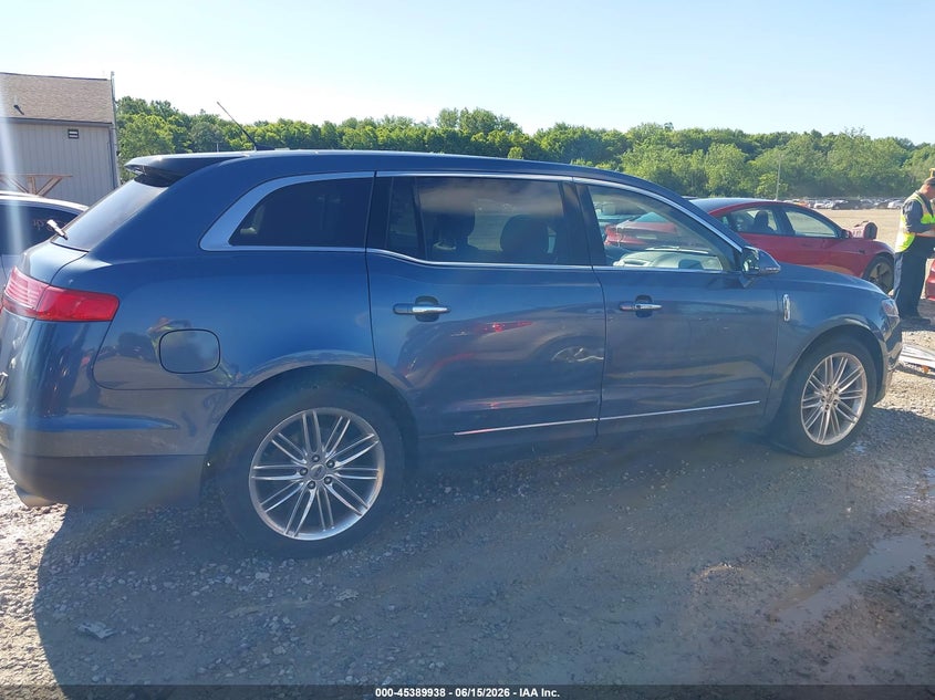 2019 Lincoln Mkt Reserve VIN: 2LMHJ5AT4KBL00793 Lot: 45389938