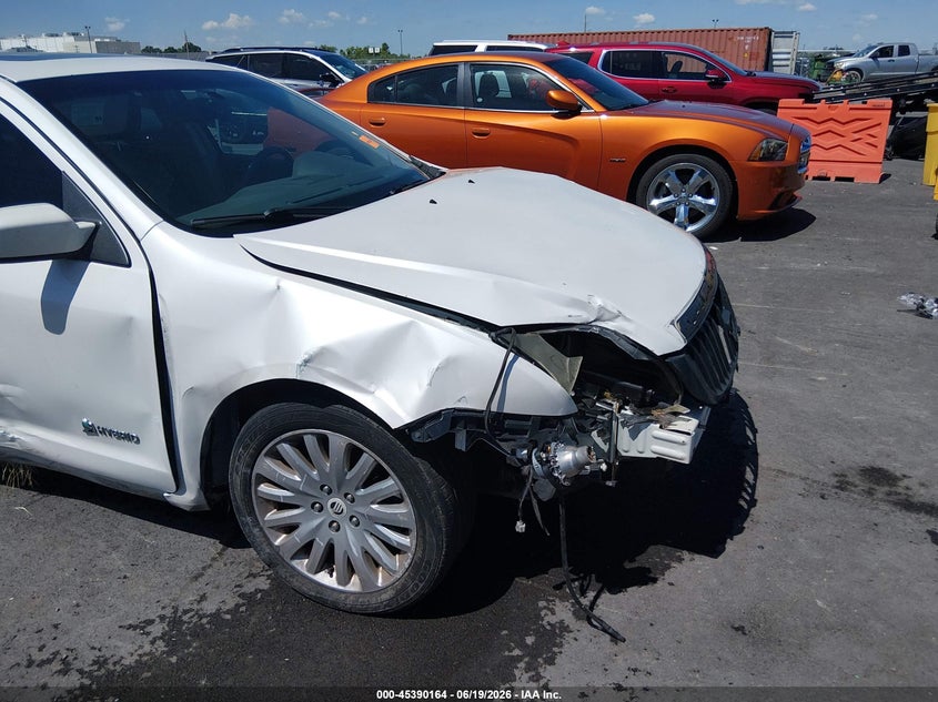 2010 Mercury Milan Hybrid VIN: 3MEDM0L32AR609408 Lot: 45390164