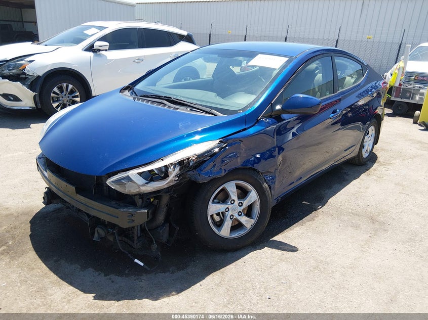 2015 HYUNDAI ELANTRA auction photo 2