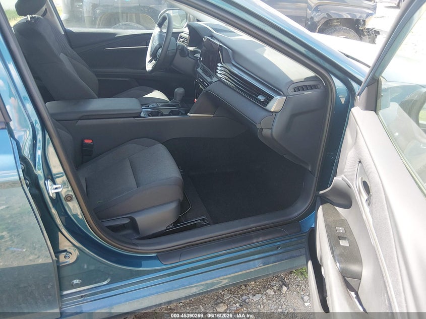 TOYOTA CAMRY - zdjęcie 5