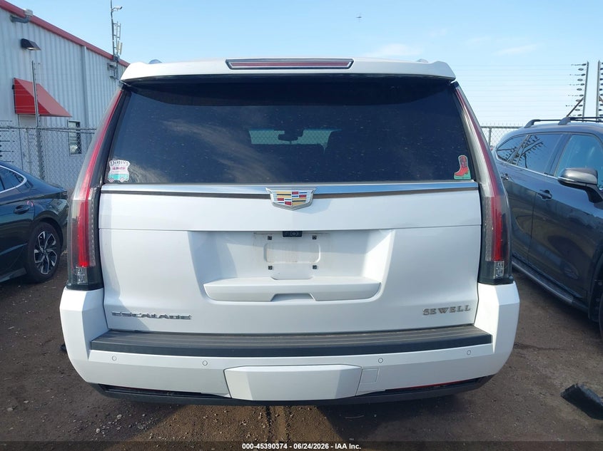 CADILLAC ESCALADE - zdjęcie 17