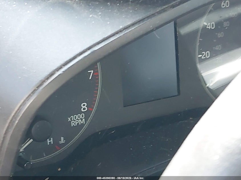 2024 TOYOTA COROLLA CROSS HYBRID auction photo 7