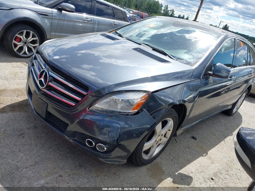 2011 Mercedes-Benz R 350 4matic 4JGCB6FE8BA127343 photo 1