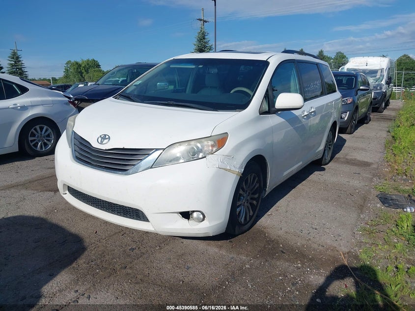 5TDYK3DC6CS198524 2012 Toyota Sienna Xle V6 8 Passenger photo 1
