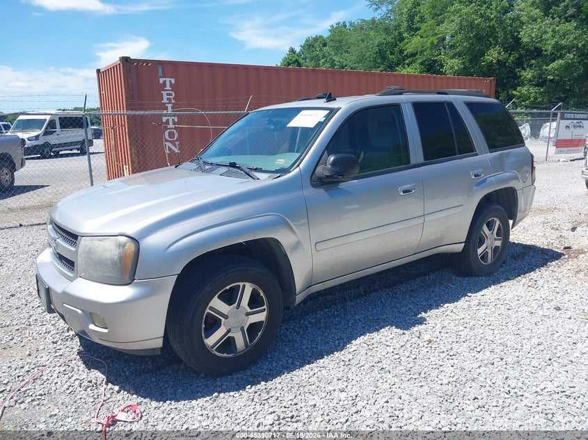 2007 CHEVROLET TRAILBLAZER auction photo 2