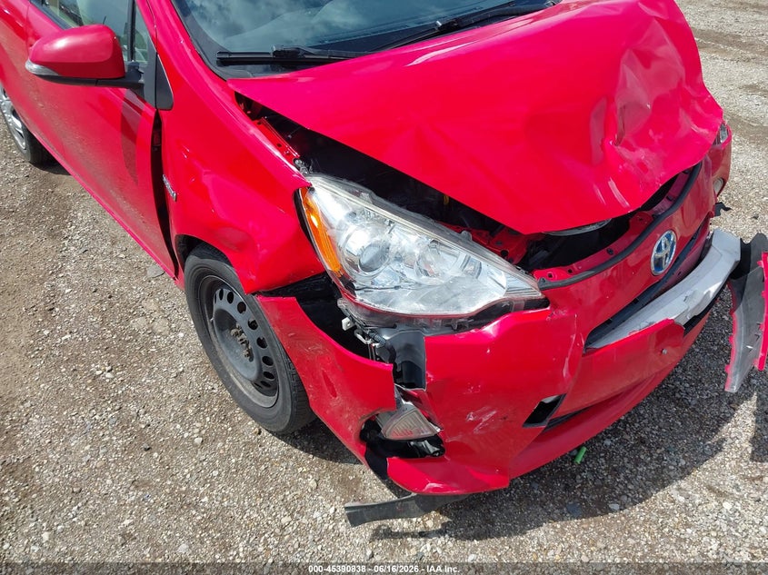 2014 Toyota Prius C One VIN: JTDKDTB38E1574742 Lot: 45390838