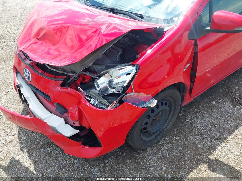 2014 Toyota Prius C One VIN: JTDKDTB38E1574742 Lot: 45390838