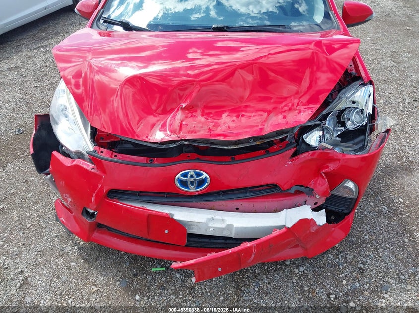 2014 Toyota Prius C One VIN: JTDKDTB38E1574742 Lot: 45390838