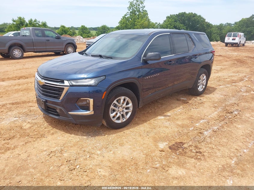 2022 Chevrolet Traverse, Град, IAAI, VIN 1GNERFKW4NJ168345 — фото 2