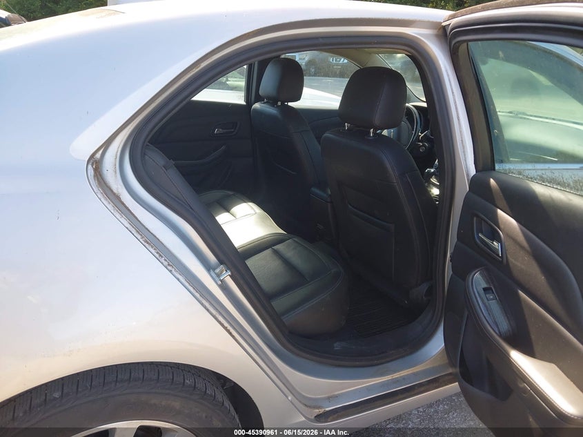 2015 CHEVROLET MALIBU auction photo 8