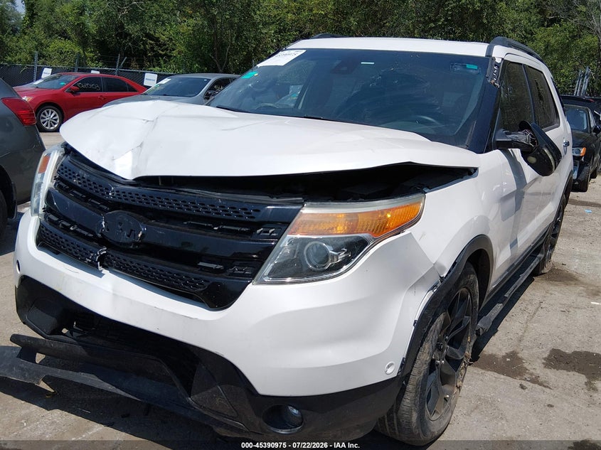 2013 FORD EXPLORER auction photo 2