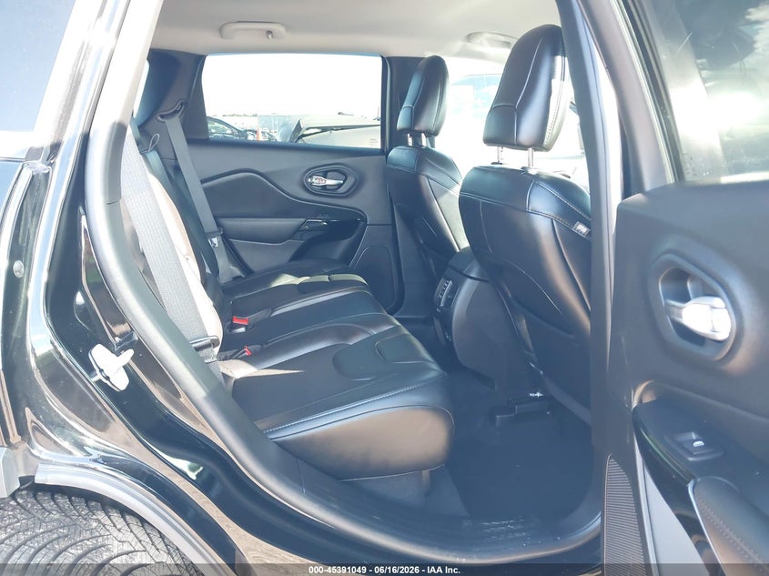 2021 JEEP CHEROKEE auction photo 8