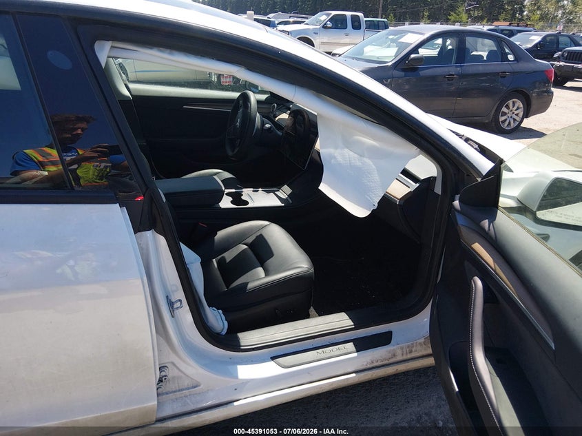 2023 TESLA MODEL 3 auction photo 5
