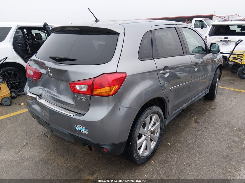 2015 MITSUBISHI OUTLANDER SPORT ES · Фото 4
