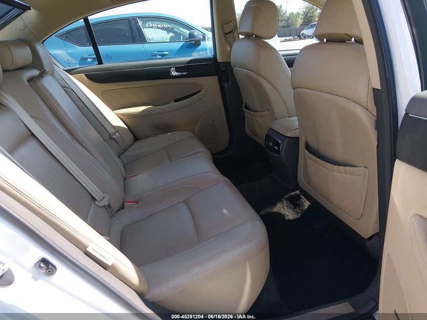 2011 Hyundai Genesis 3.8 VIN: KMHGC4DE9BU122172 Lot: 45391204