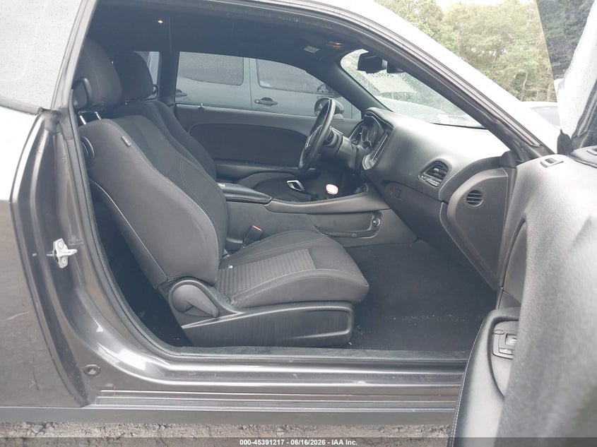 2019 DODGE CHALLENGER auction photo 5