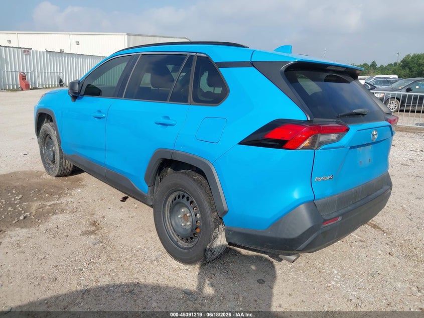 2020 TOYOTA RAV4 auction photo 3