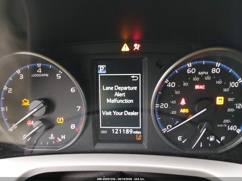 2017 TOYOTA RAV4 auction photo 7