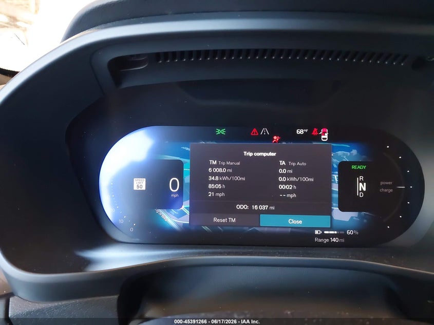 2023 VOLVO XC40 RECHARGE PURE ELECTRIC auction photo 7