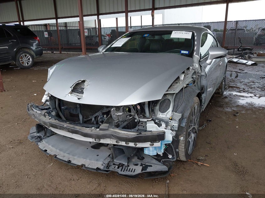 2016 LEXUS RC 200T auction photo 2
