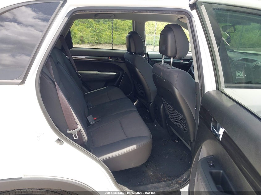 2011 Kia Sorento Lx VIN: 5XYKTCA17BG172208 Lot: 45391460