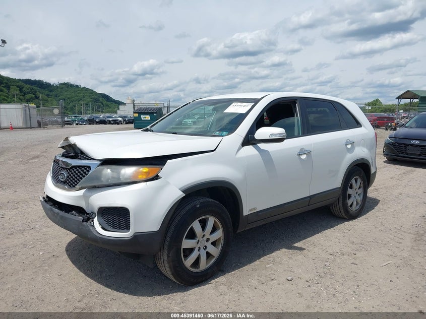 2011 KIA SORENTO auction photo 2