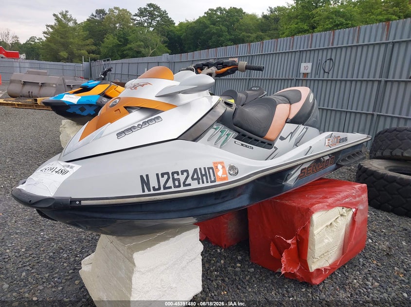 YDV02506B909 2009 SEADOO RXTX 255 photo 1