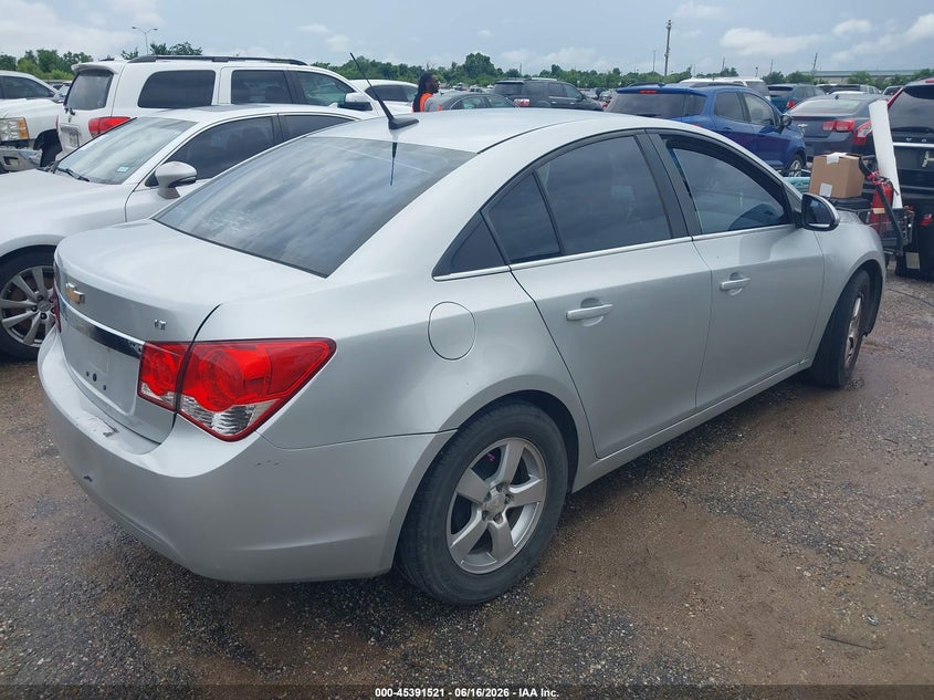 2013 CHEVROLET CRUZE auction photo 4