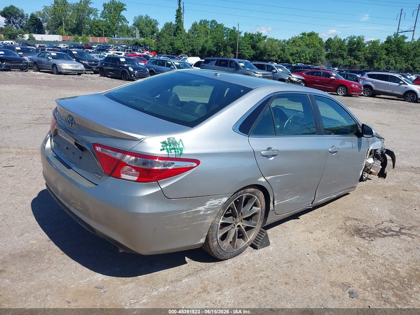 2016 TOYOTA CAMRY auction photo 4