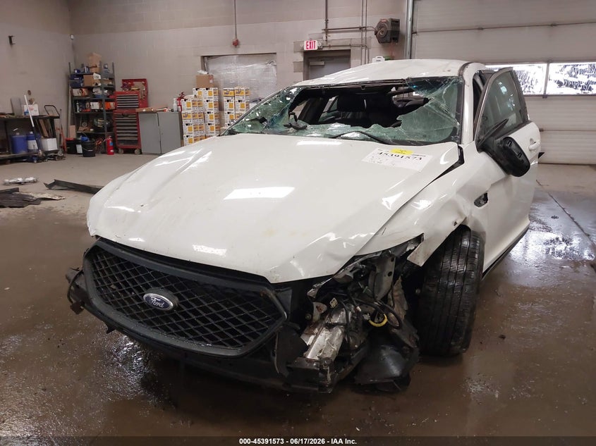 2013 Ford Police Interceptor VIN: 1FAHP2M82DG235545 Lot: 45391573