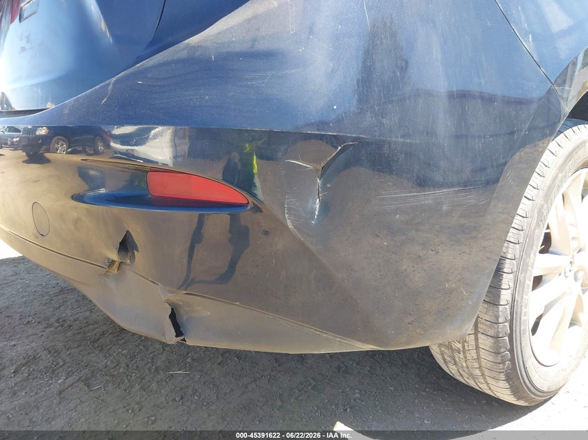 2016 MAZDA MAZDA3 auction photo 6