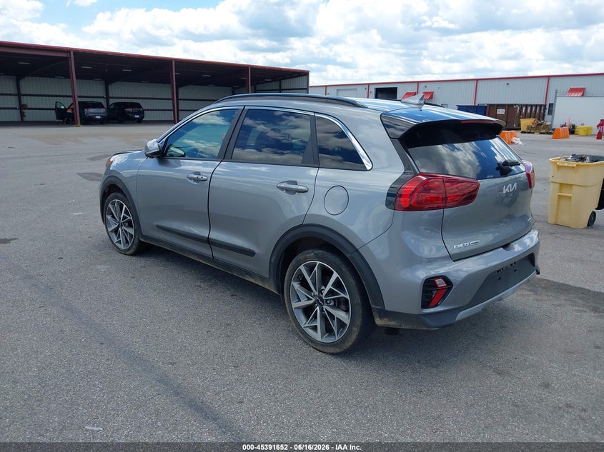 Vin: kndcc3lc1n5532511, lot: 45889655, kia niro touring se 20223