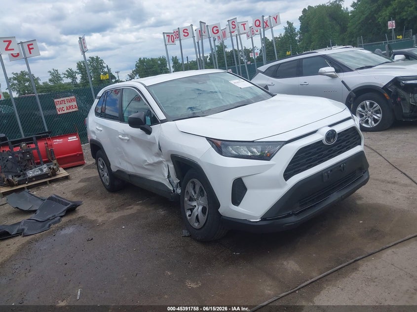 TOYOTA RAV4 LE 2022