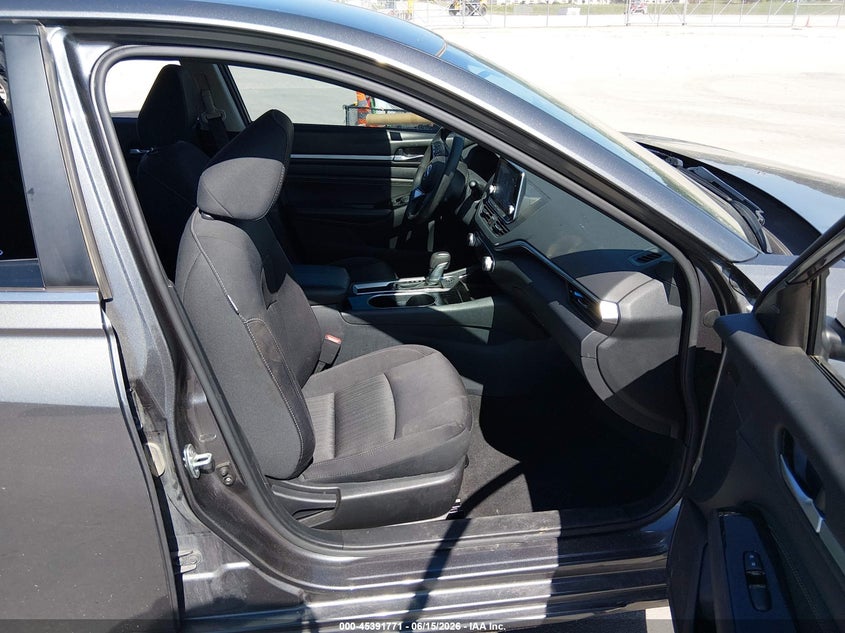 2021 NISSAN ALTIMA auction photo 5