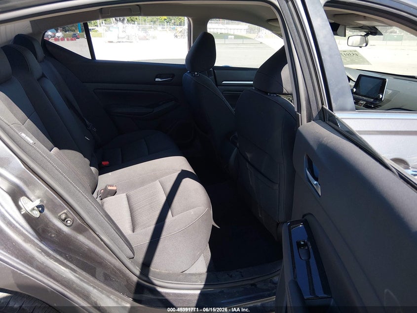 2021 NISSAN ALTIMA auction photo 8