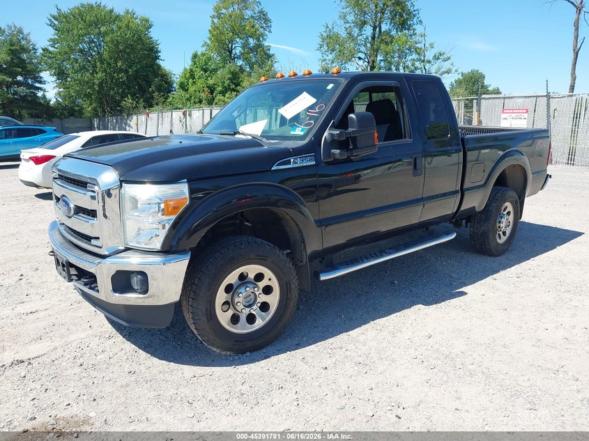 2016 FORD F-350 auction photo 2